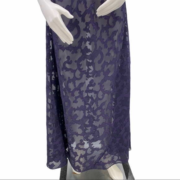 Vintage Gold Label Victoria’s Secret Night Gown - Picture 6 of 16